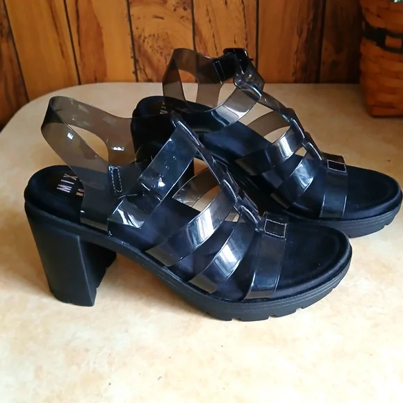 COPY - Jelly Platforms - Picture 1 of 4